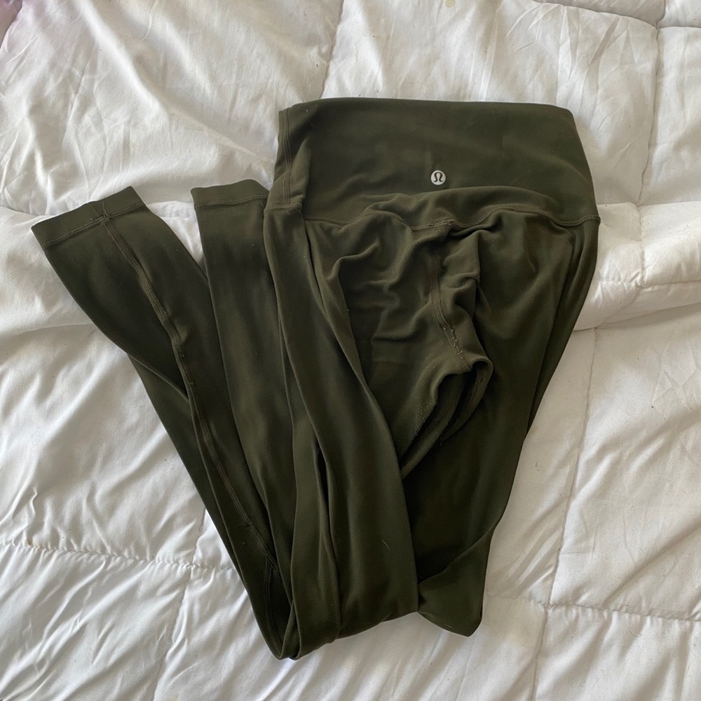 Olive lululemon legging